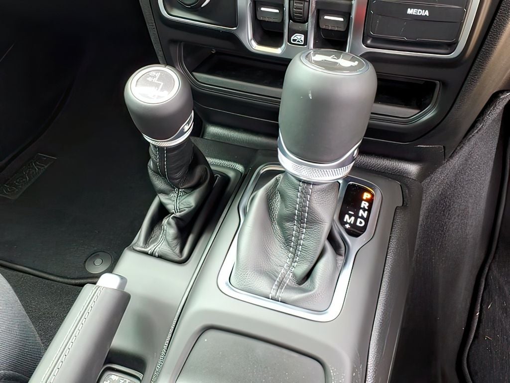 2026 Jeep Wrangler 4-Door Sport RHD 4x4