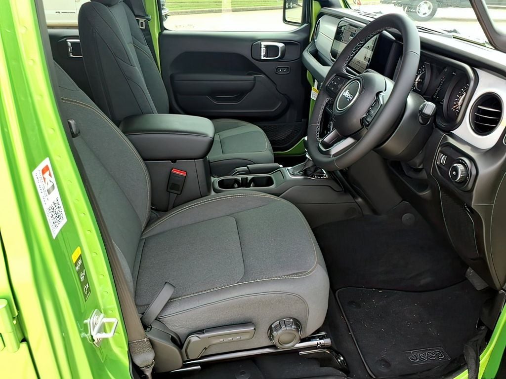 2026 Jeep Wrangler 4-Door Sport RHD 4x4