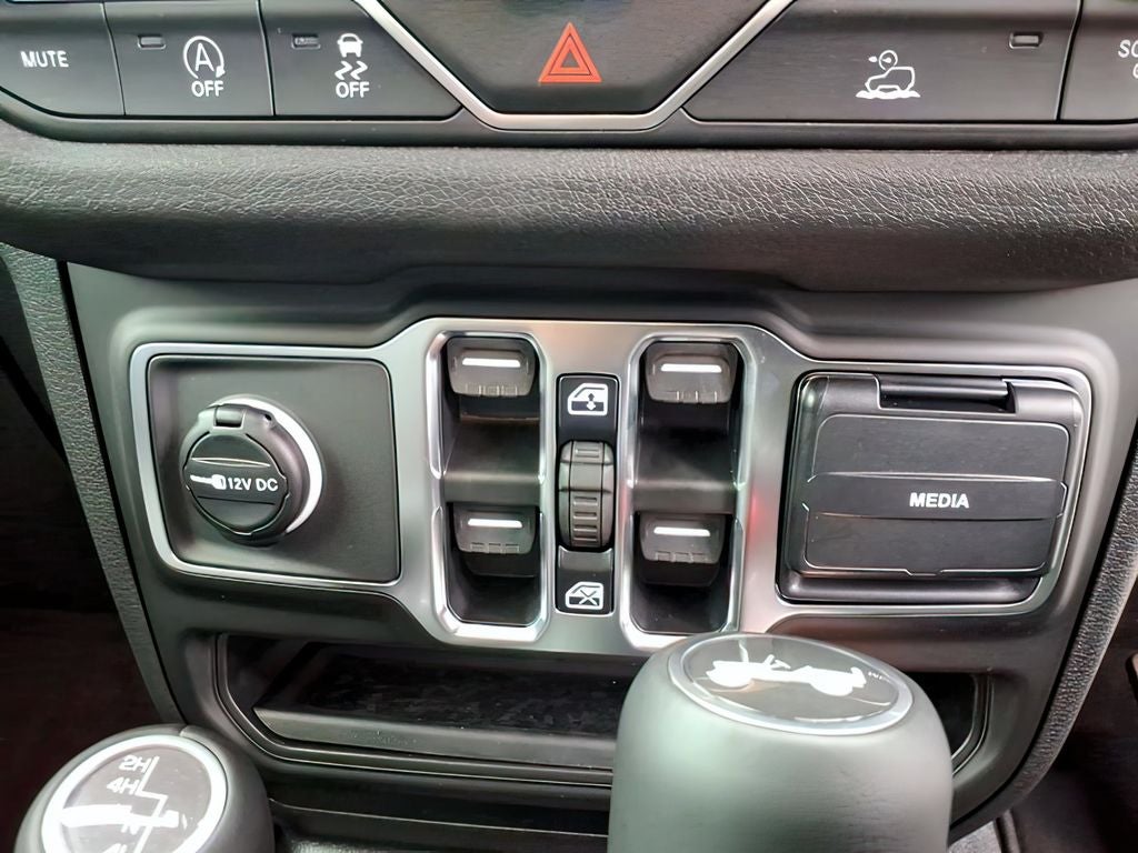 2026 Jeep Wrangler 4-Door Sport RHD 4x4
