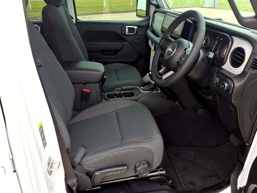 2026 Jeep Wrangler 4-Door Sport RHD 4x4
