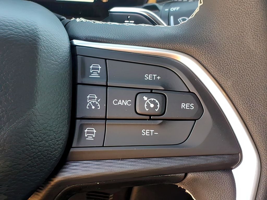 2026 Jeep Grand Cherokee GRAND CHEROKEE LAREDO 4X2