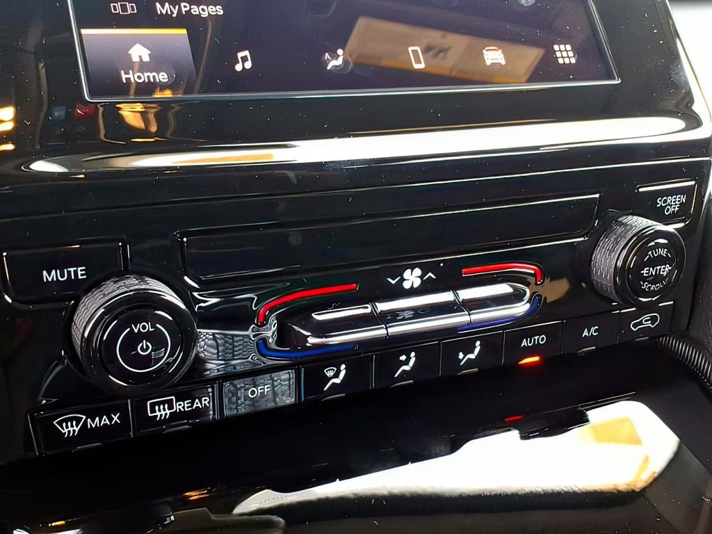 2026 Jeep Grand Cherokee GRAND CHEROKEE LAREDO 4X2