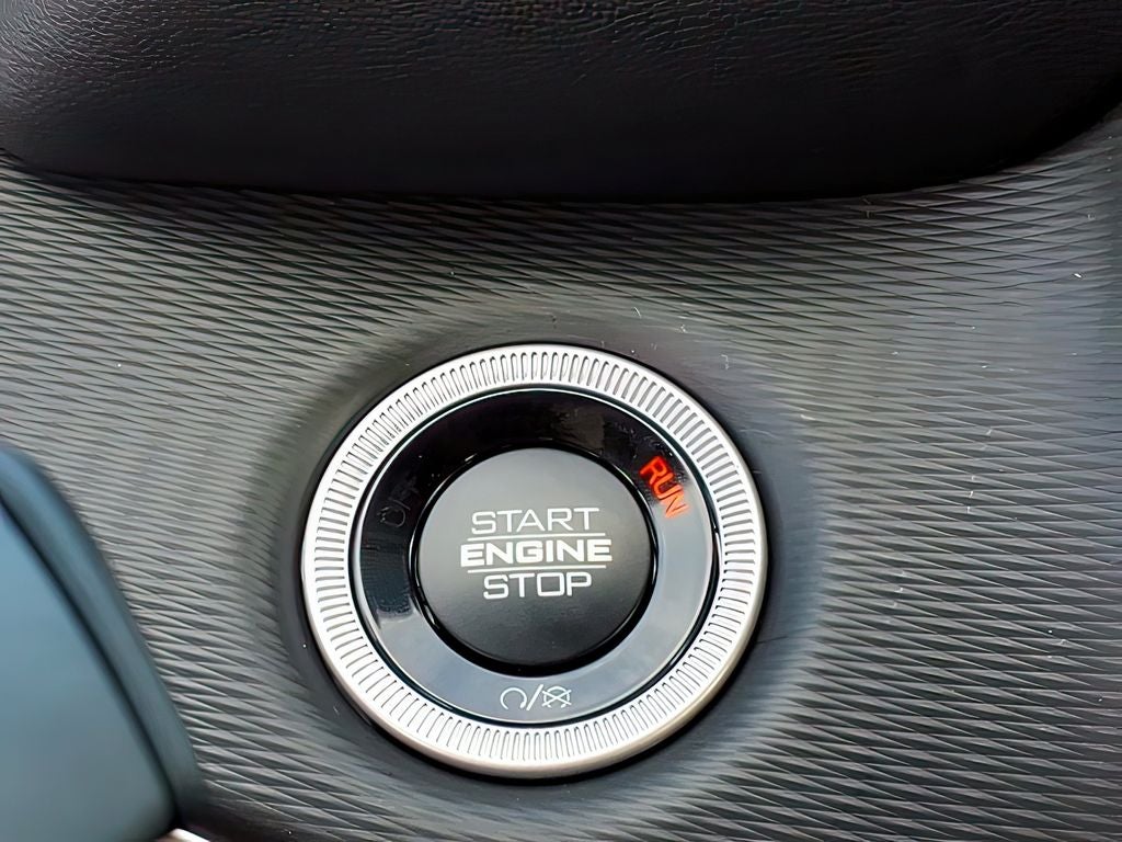 2026 Jeep Grand Cherokee GRAND CHEROKEE LAREDO X 4X2