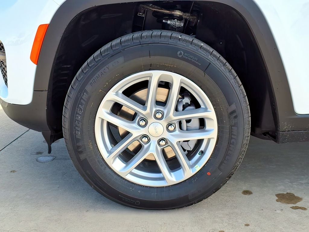 2026 Jeep Grand Cherokee GRAND CHEROKEE LAREDO X 4X2