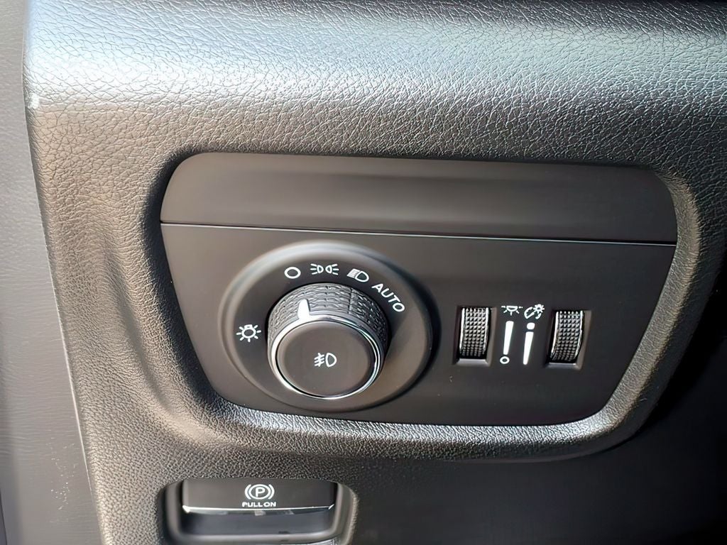 2026 Jeep Grand Cherokee GRAND CHEROKEE LIMITED 4X2