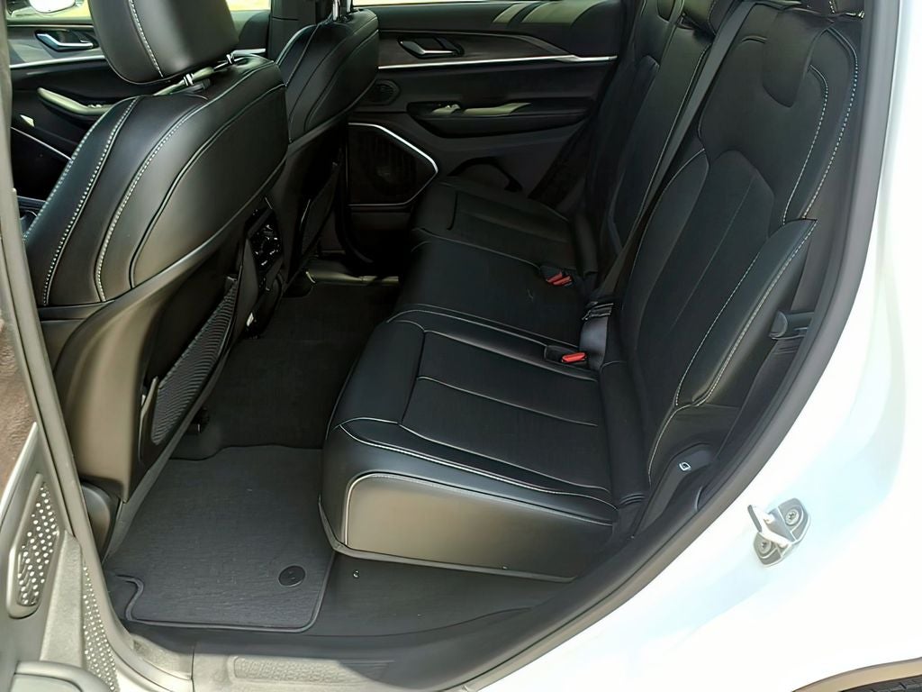 2026 Jeep Grand Cherokee GRAND CHEROKEE LIMITED 4X2