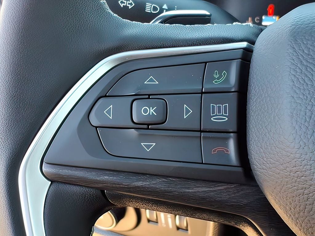 2025 Jeep Grand Cherokee GRAND CHEROKEE L LIMITED 4X2