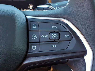 2025 Jeep Grand Cherokee GRAND CHEROKEE L LIMITED 4X2