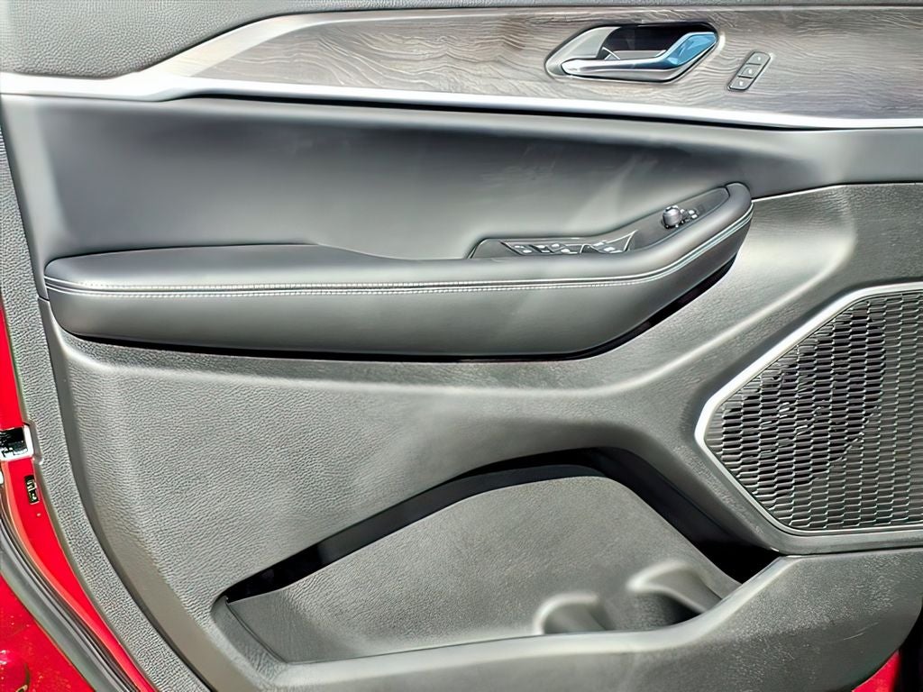 2025 Jeep Grand Cherokee GRAND CHEROKEE L LIMITED 4X2