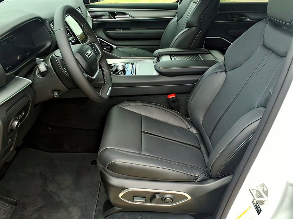 2026 Jeep Grand Wagoneer GRAND WAGONEER LIMITED ALTITUDE 4X4