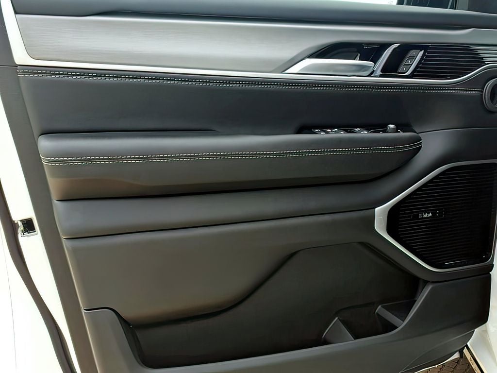 2026 Jeep Grand Wagoneer GRAND WAGONEER LIMITED ALTITUDE 4X4