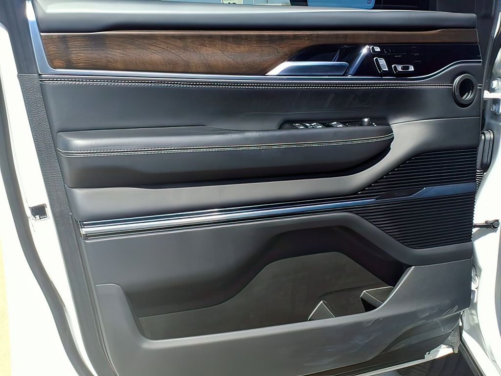 2022 Jeep Grand Wagoneer Series II 4x4