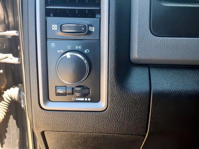 2020 RAM 1500 Classic Tradesman Quad Cab 4x2 6'4' Box