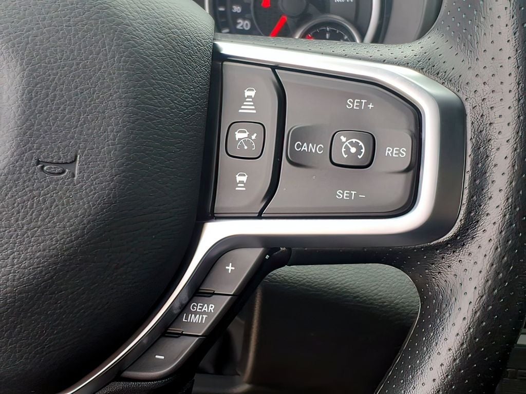 2026 RAM Ram 1500 RAM 1500 TRADESMAN QUAD CAB 4X2 6'4' BOX