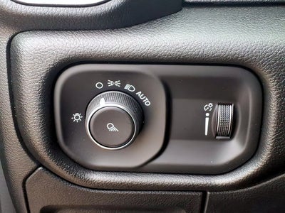 2026 RAM Ram 1500 RAM 1500 TRADESMAN QUAD CAB 4X2 6'4' BOX