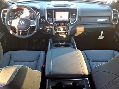 2026 RAM Ram 1500 RAM 1500 LONE STAR CREW CAB 4X4 5'7' BOX