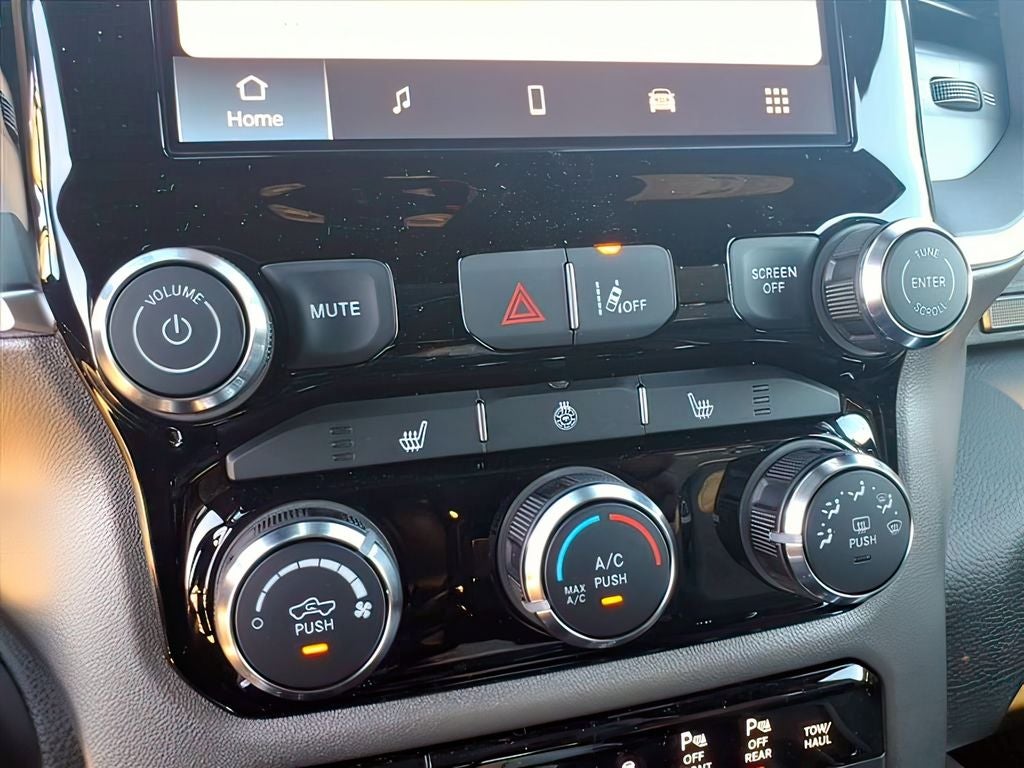 2026 RAM Ram 1500 RAM 1500 LONE STAR CREW CAB 4X4 5'7' BOX