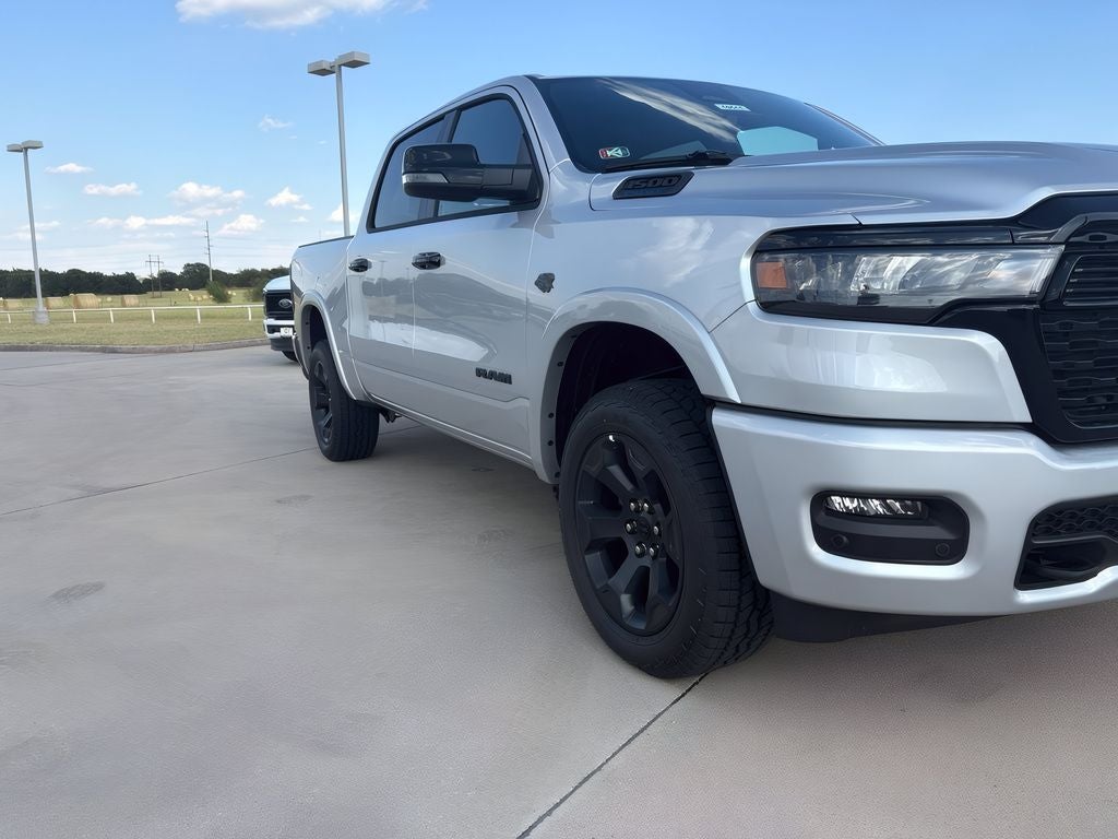 2027 RAM Ram 1500 RAM 1500 LONE STAR CREW CAB 4X4 5'7' BOX