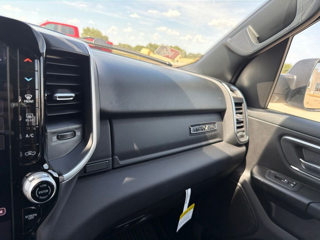 2026 RAM 1500 RAM 1500 LONE STAR CREW CAB 4X4 5'7' BOX