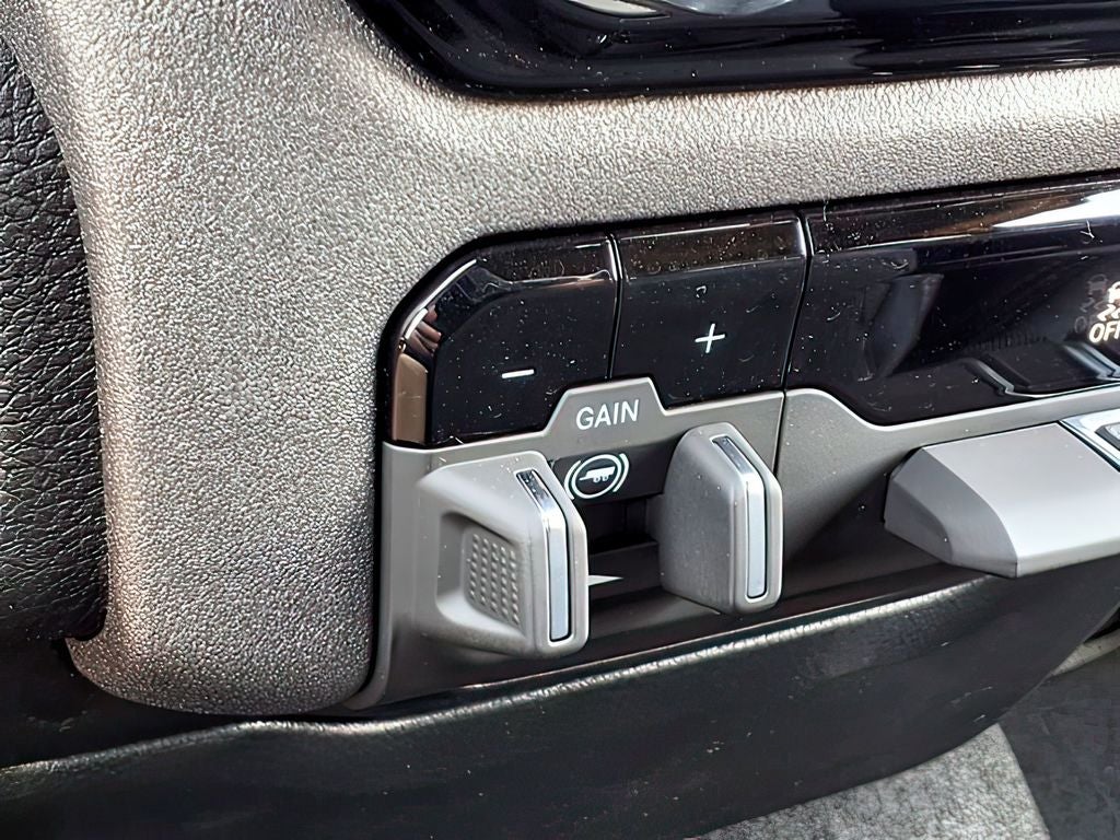2026 RAM 1500 RAM 1500 TRADESMAN CREW CAB 4X4 5'7' BOX