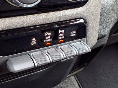 2026 RAM 1500 RAM 1500 TRADESMAN CREW CAB 4X4 5'7' BOX