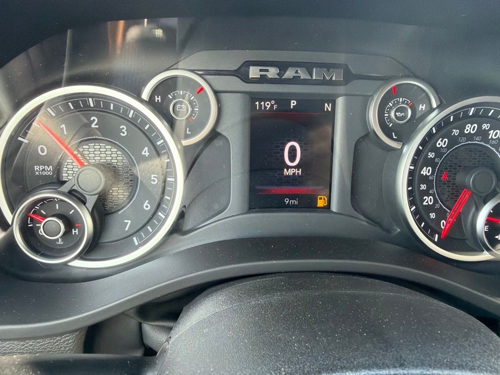 2026 RAM 1500 RAM 1500 TRADESMAN CREW CAB 4X4 5'7' BOX