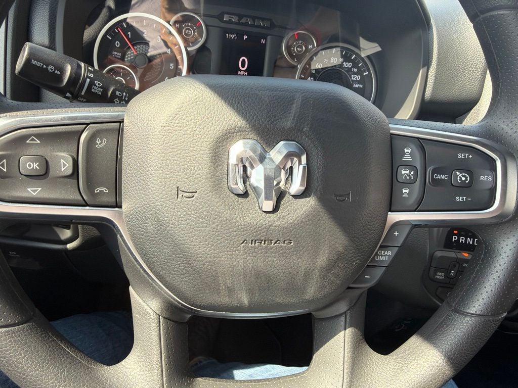2026 RAM 1500 RAM 1500 TRADESMAN CREW CAB 4X4 5'7' BOX