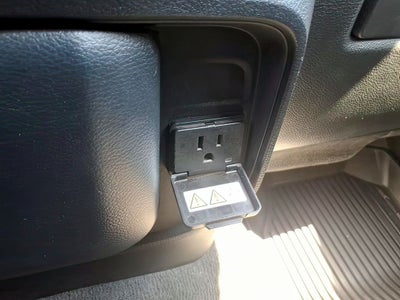 2022 RAM 1500 Big Horn Crew Cab 4x4 6'4' Box