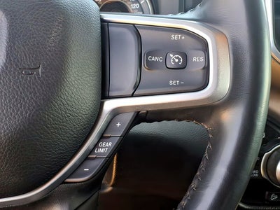 2022 RAM 1500 Big Horn Crew Cab 4x4 6'4' Box