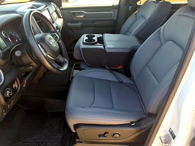 2022 RAM 1500 Big Horn Crew Cab 4x4 6'4' Box