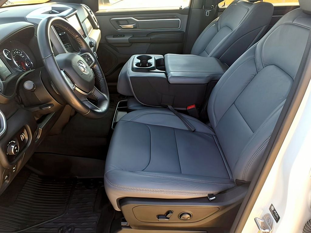 2022 RAM 1500 Big Horn Crew Cab 4x4 6'4' Box