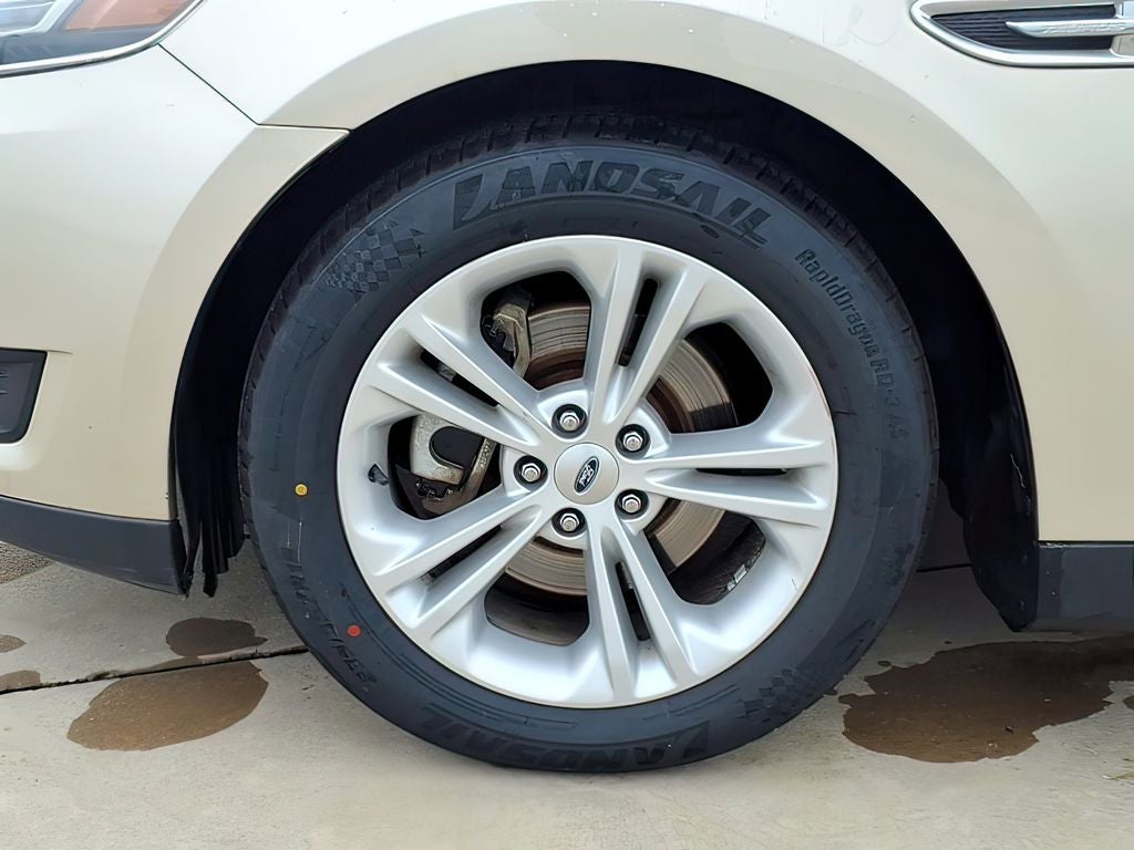 2018 Ford Taurus SE