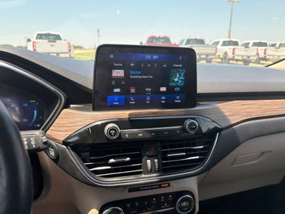 2020 Ford Escape Titanium Hybrid