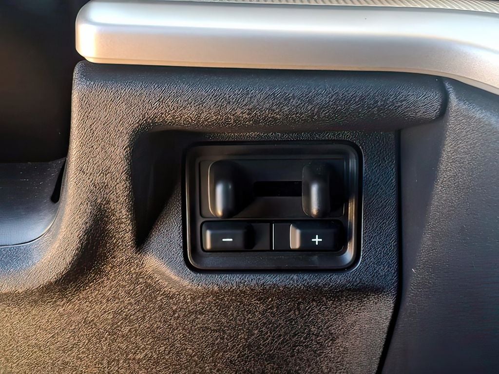 2025 Ford Expedition Active MAX