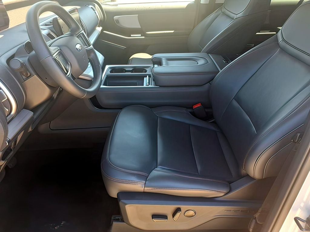 2025 Ford Expedition Active MAX