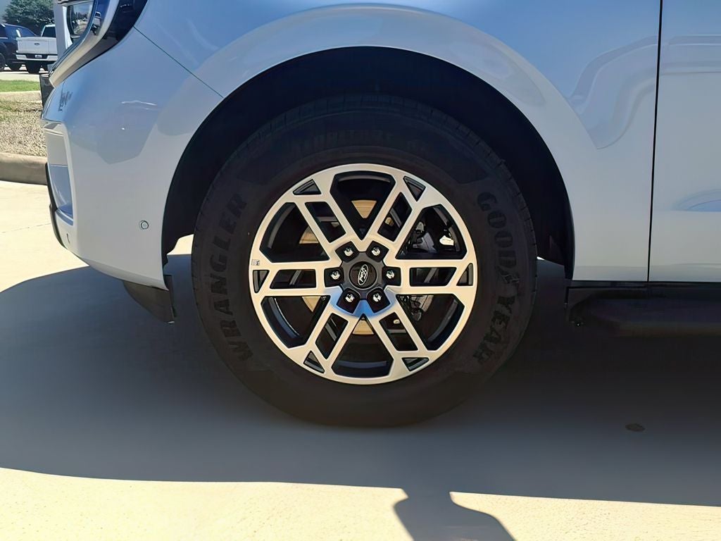2025 Ford Expedition Active MAX