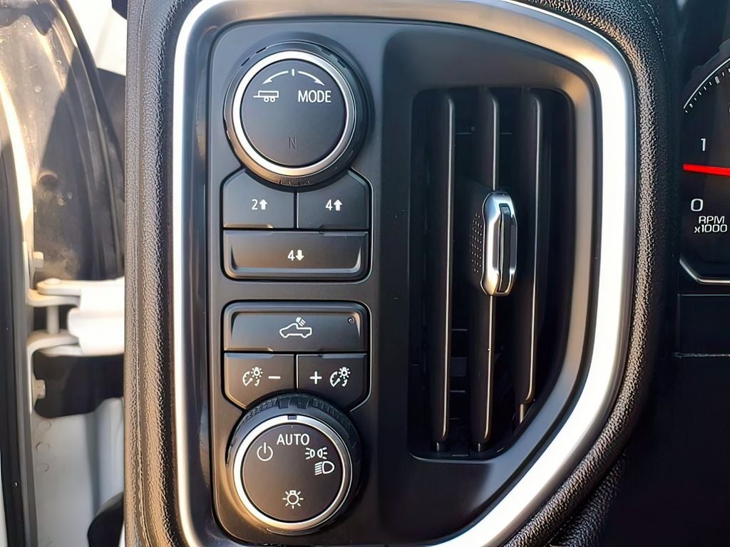 2021 Chevrolet Silverado 2500HD 4WD Crew Cab Standard Bed LT