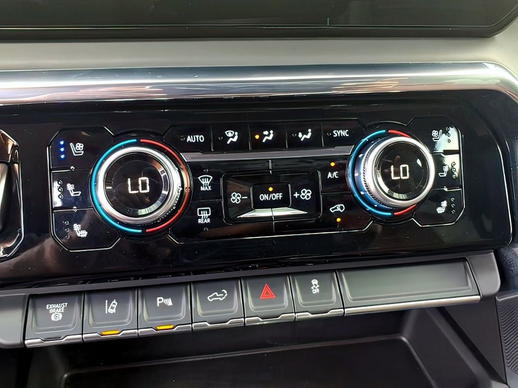 2024 GMC Sierra 3500HD 4WD Crew Cab Long Bed Denali Ultimate