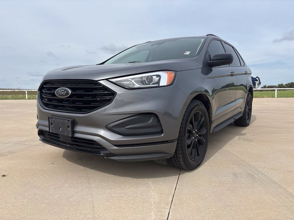 2022 Ford Edge SE