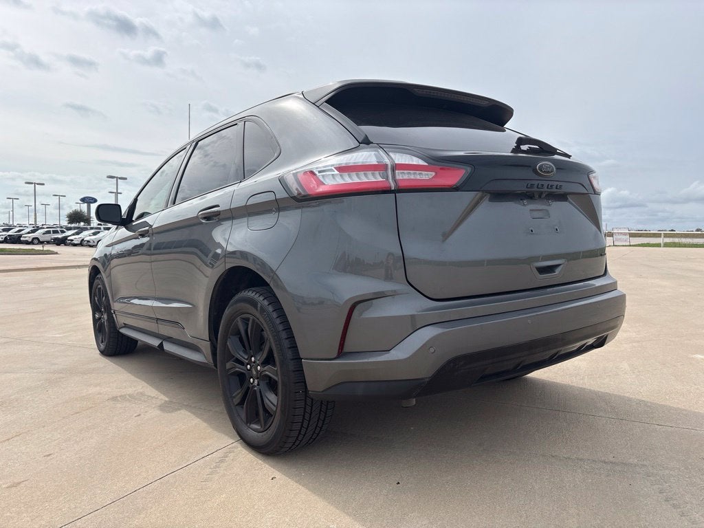 2022 Ford Edge SE