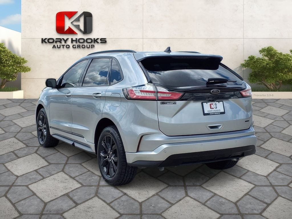 2023 Ford Edge SE