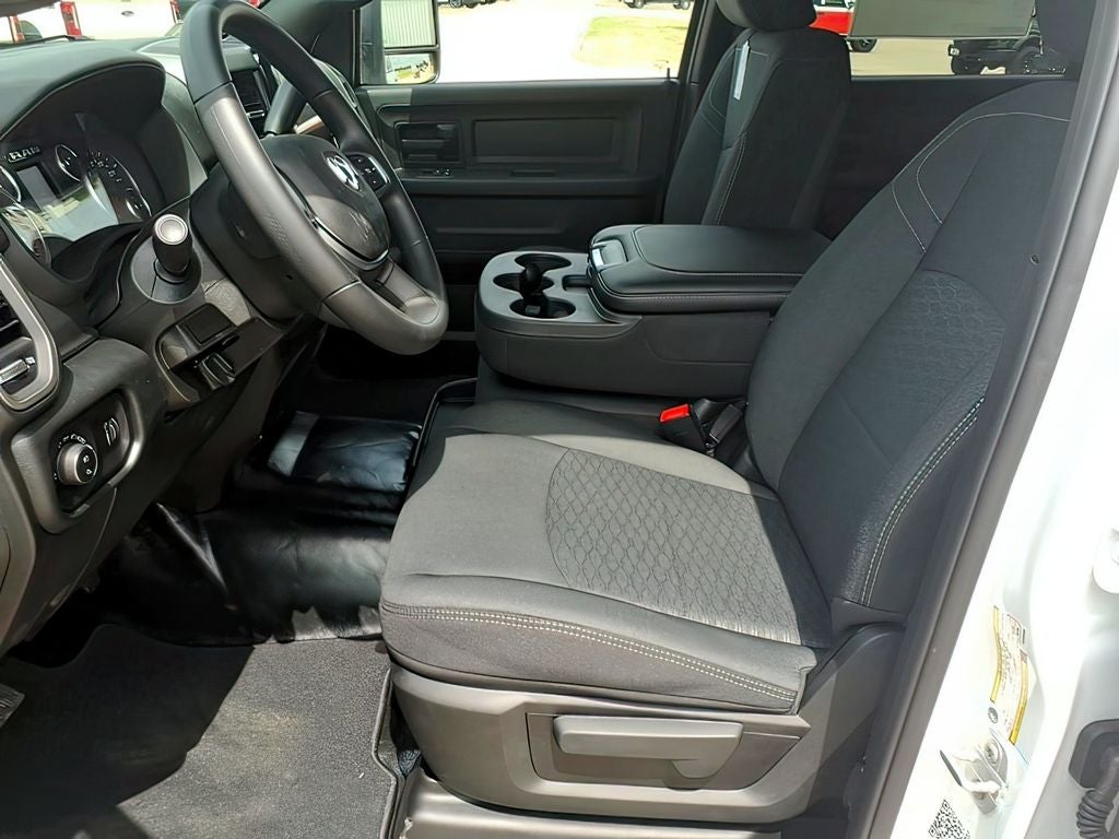 2026 RAM Ram 2500 RAM 2500 TRADESMAN CREW CAB 4X4 8' BOX