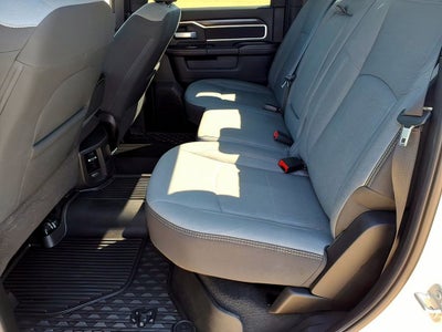 2024 RAM 3500 Big Horn Crew Cab 4x4 8' Box