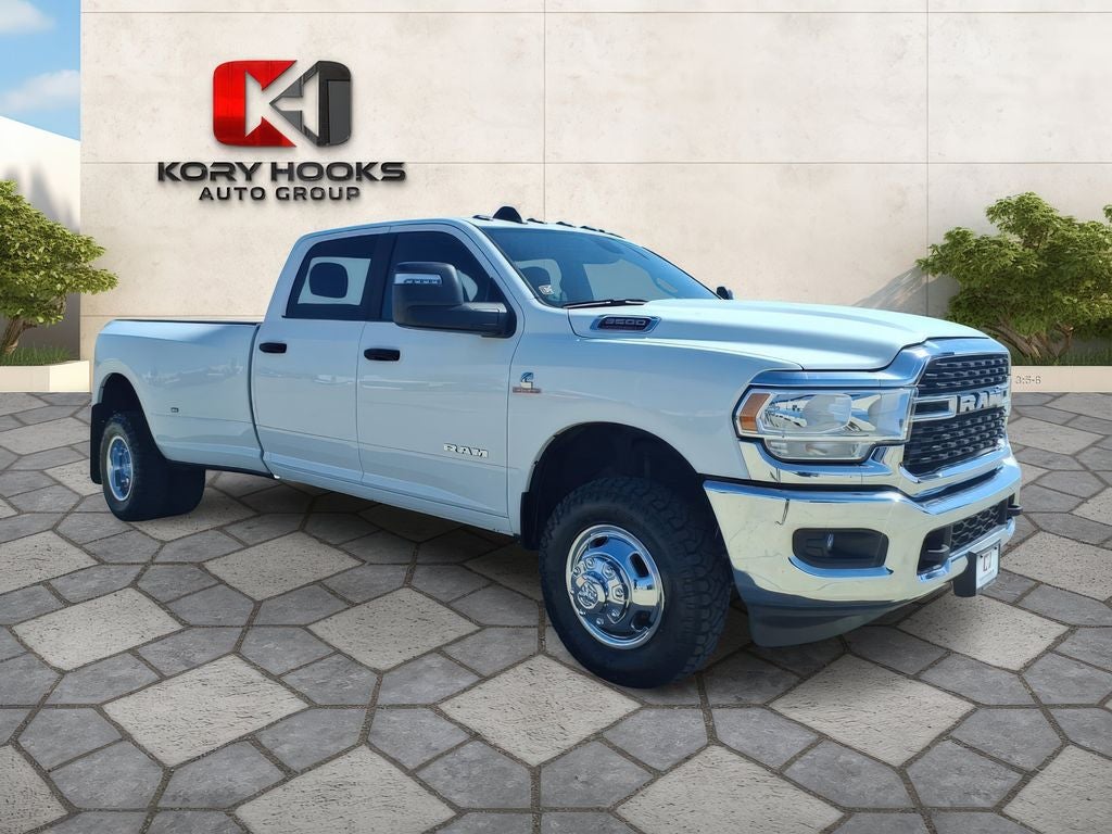 2024 RAM 3500 Big Horn Crew Cab 4x4 8' Box