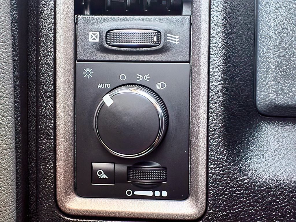 2017 RAM 2500 Tradesman Regular Cab 4x4 8' Box