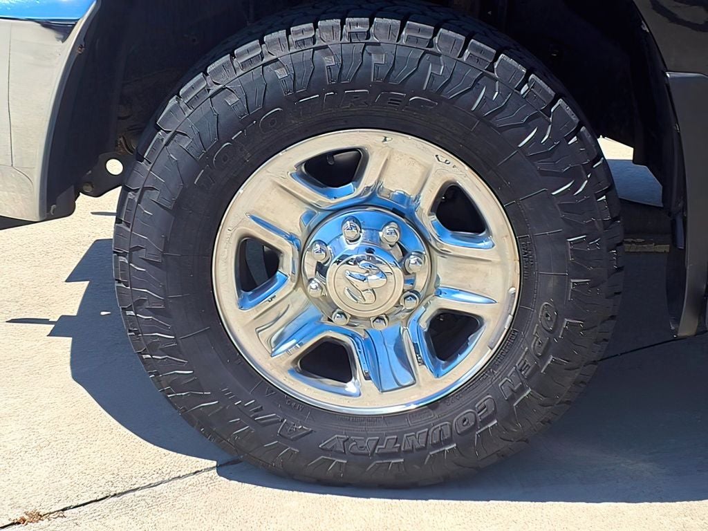2017 RAM 2500 Tradesman Regular Cab 4x4 8' Box