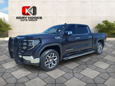 2022 GMC Sierra 1500 4WD Crew Cab Short Box SLT
