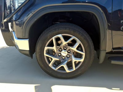 2022 GMC Sierra 1500 4WD Crew Cab Short Box SLT