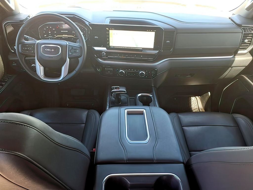 2022 GMC Sierra 1500 4WD Crew Cab Short Box SLT