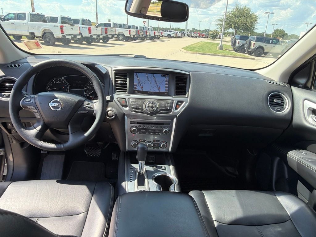 2019 Nissan Pathfinder SL